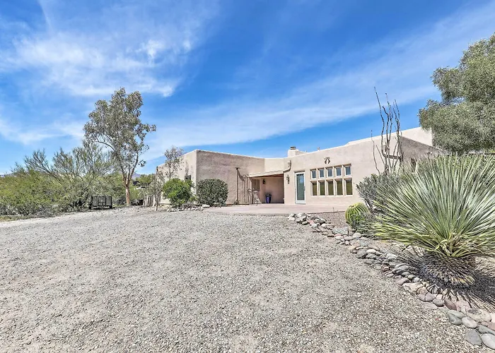 W/ Patio - Near Outdoor Adventure Holiday home Tucson