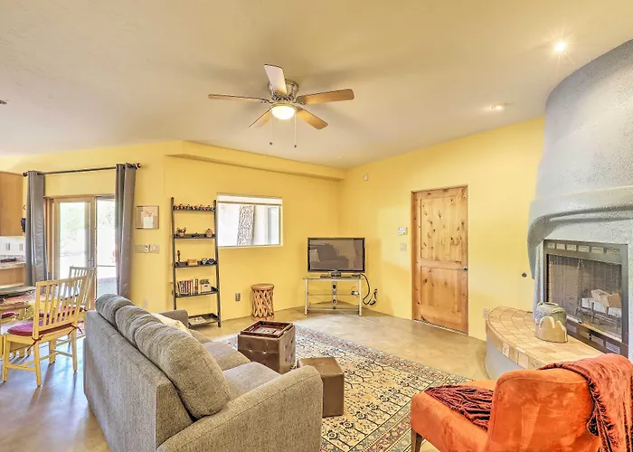 W/ Patio - Near Outdoor Adventure Holiday home