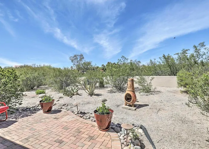 Holiday home W/ Patio - Near Outdoor Adventure